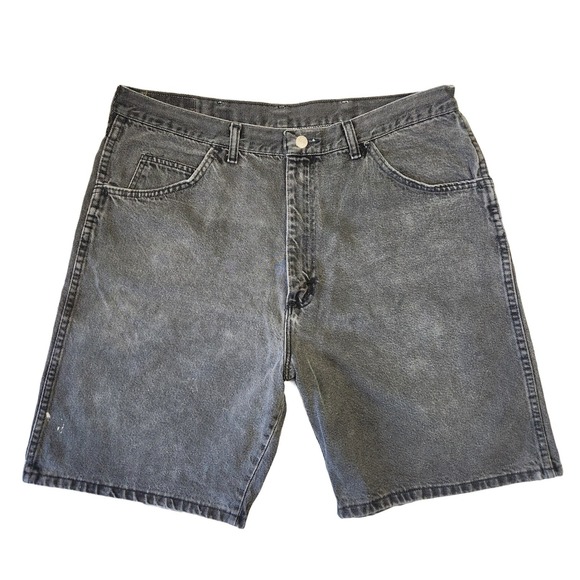 Wrangler Denim Shorts Mens Size 36 Workwear Wide Leg Grunge Punk Casual Everyday - Picture 1 of 8